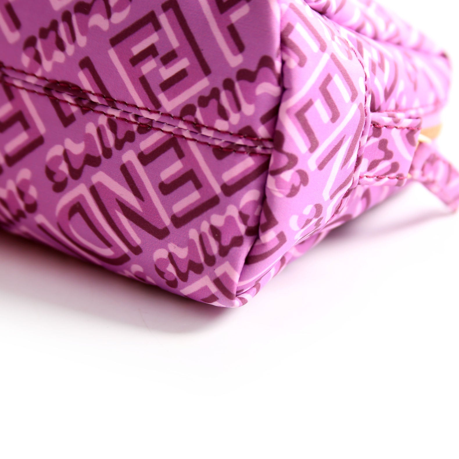 8N0172 X Skims Nylon Trapezoid Beauty Pouch Small Purple