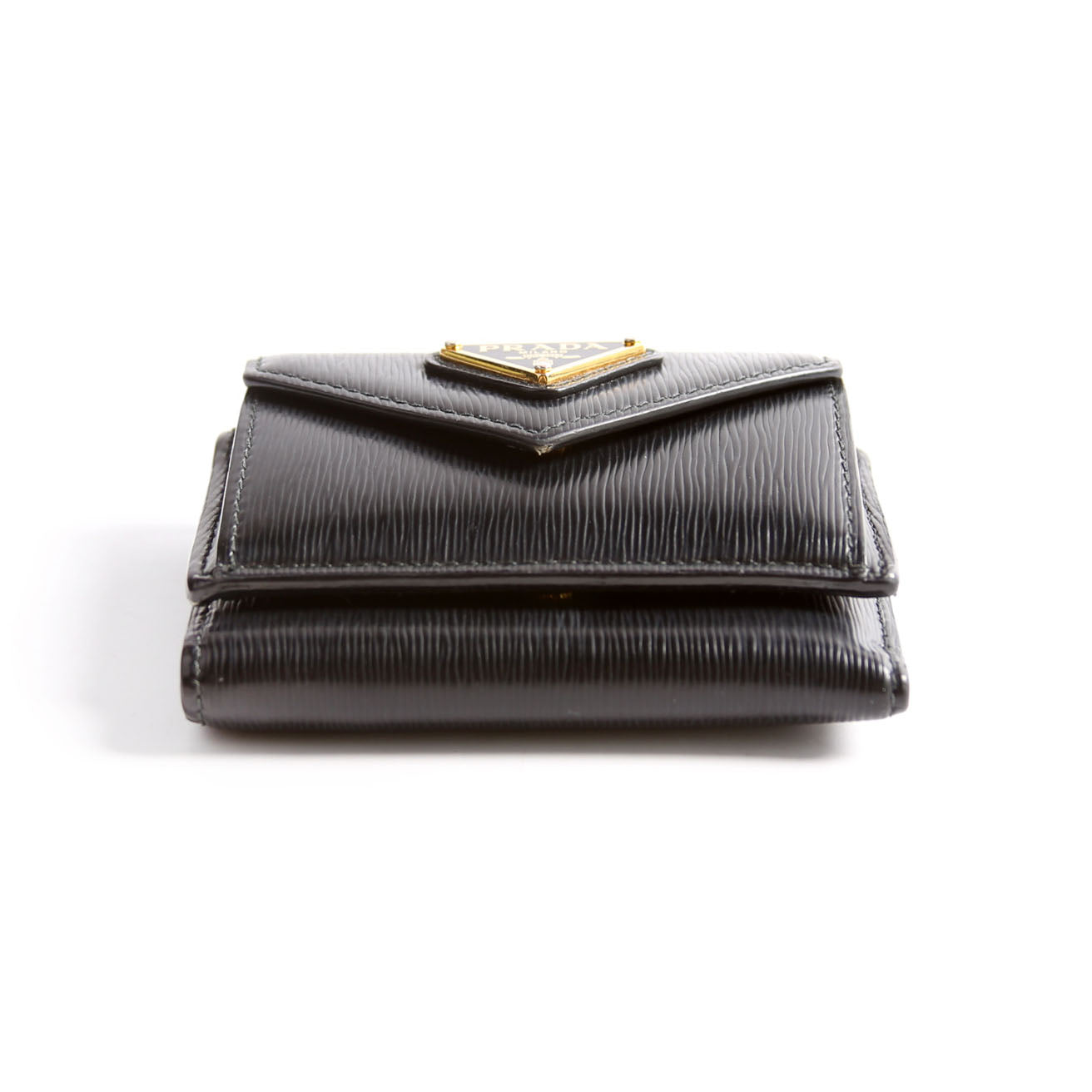 1MH021 Vitello Move Tri-Fold Wallet Black
