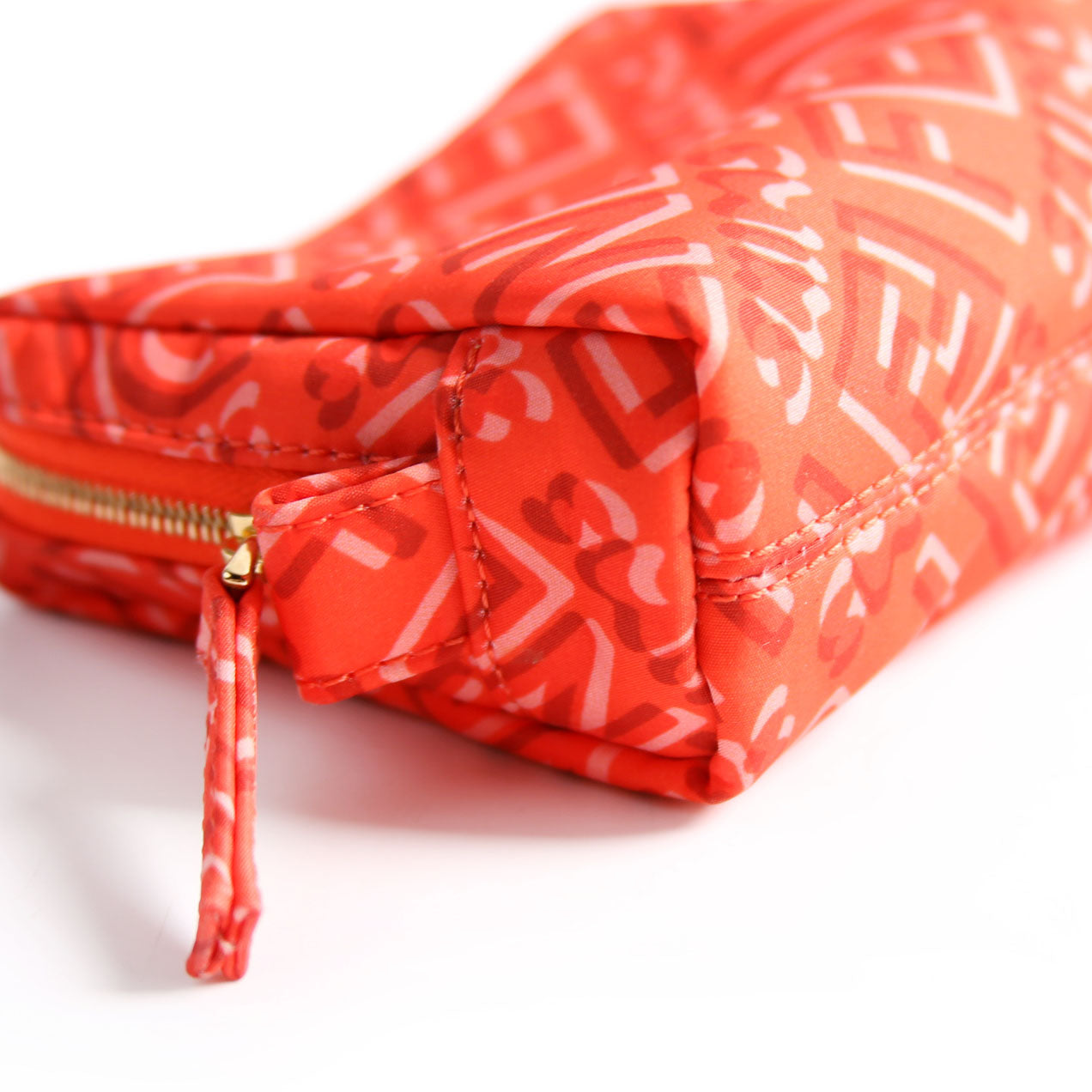 8N0179 X Skims Nylon Trapezoid Beauty Pouch Mini Red