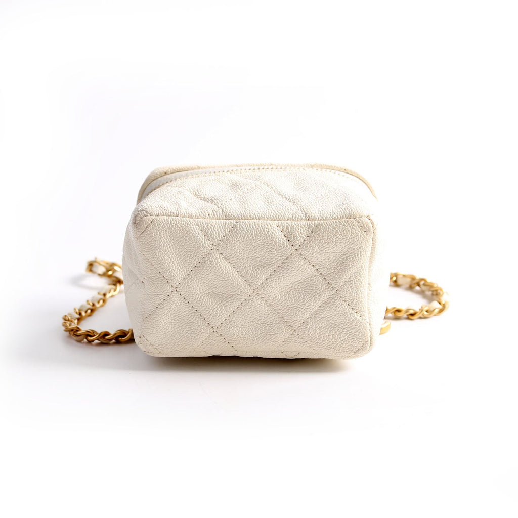 Mini Top Handle Vanity With Chain Caviar 30M White