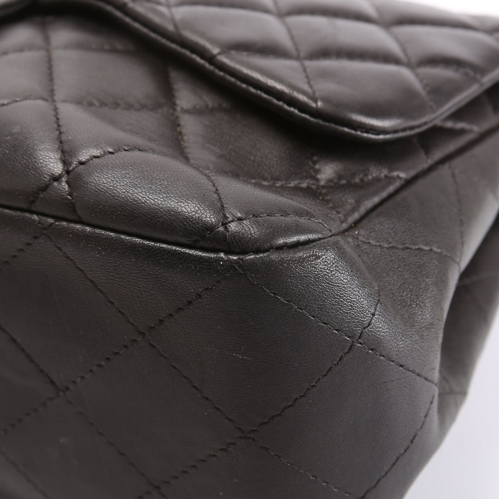Classic Flap Jumbo Lambskin 10-13M Black