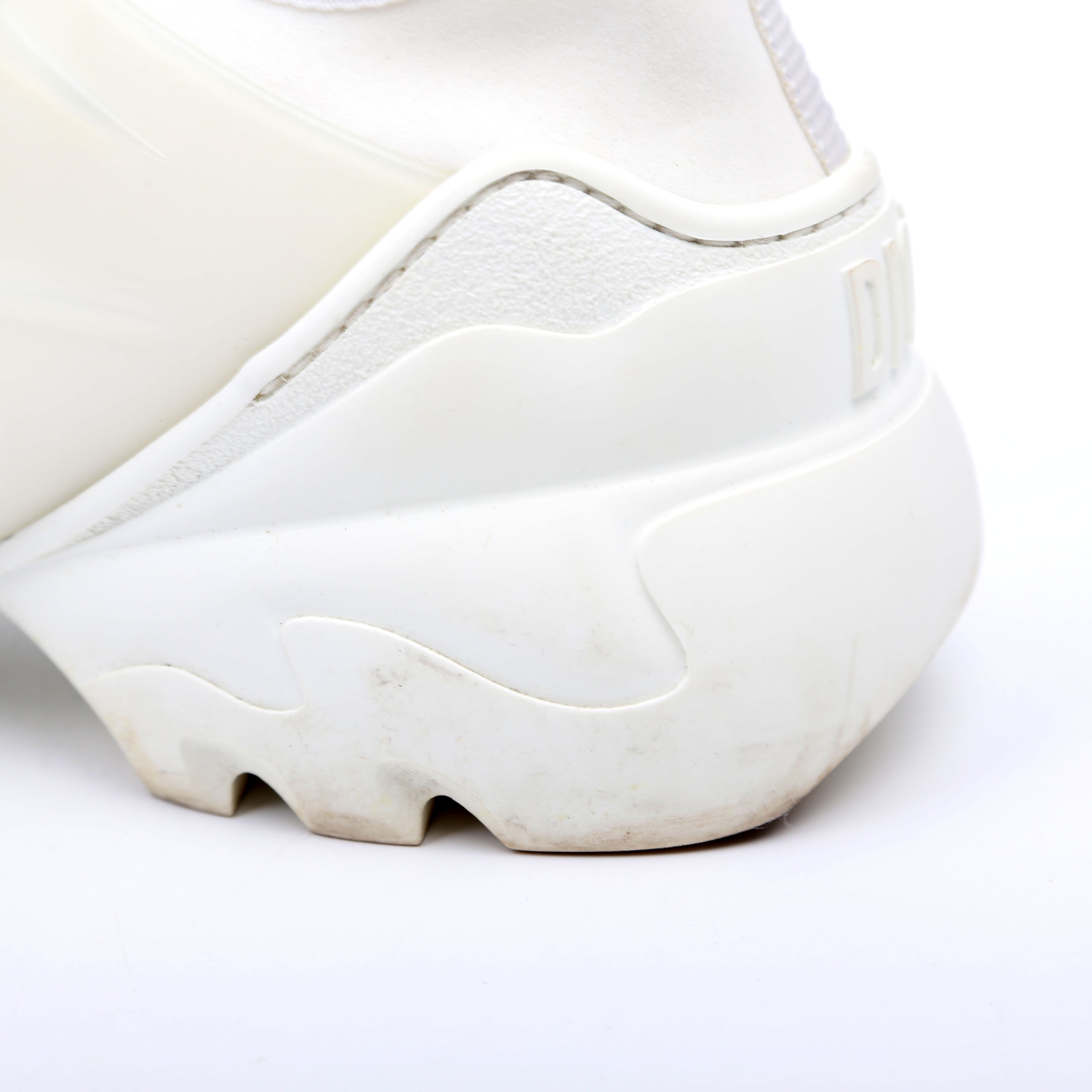 Dior D-Connect Sneakers Size 37.5 White