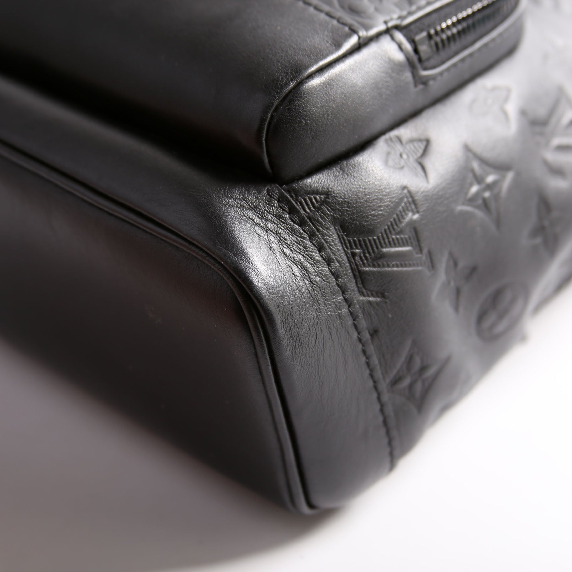 Racer Sling Shadow Monogram