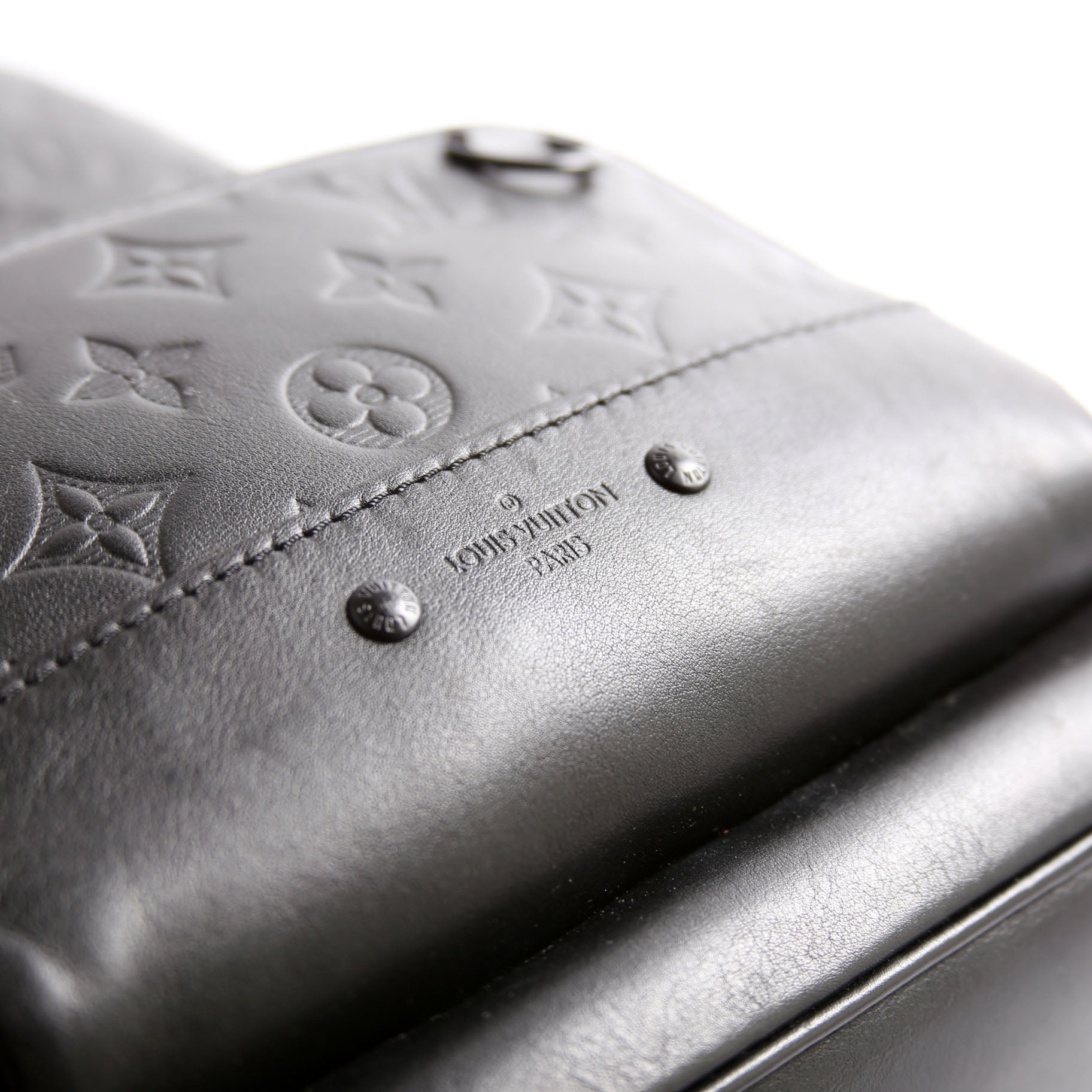 Racer Sling Shadow Monogram