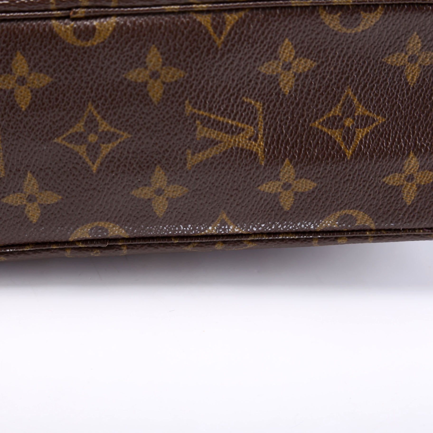 Trousse Toilette 28 Monogram