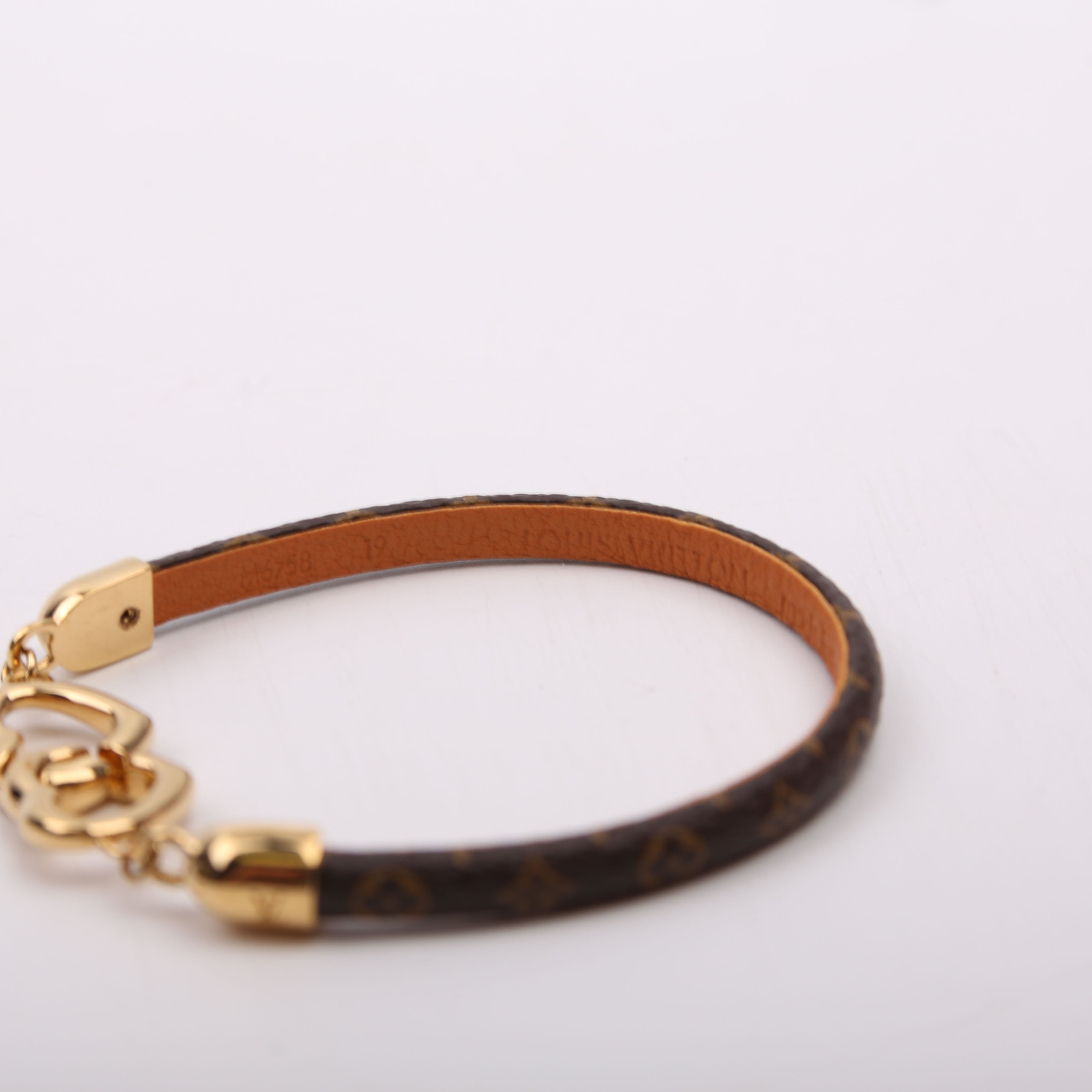 Say Yes Monogram Bracelet Size 19