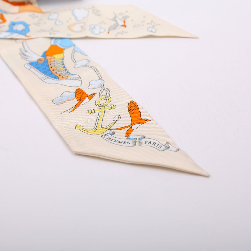 Sur Mon Nuage Twilly Silk Scarf