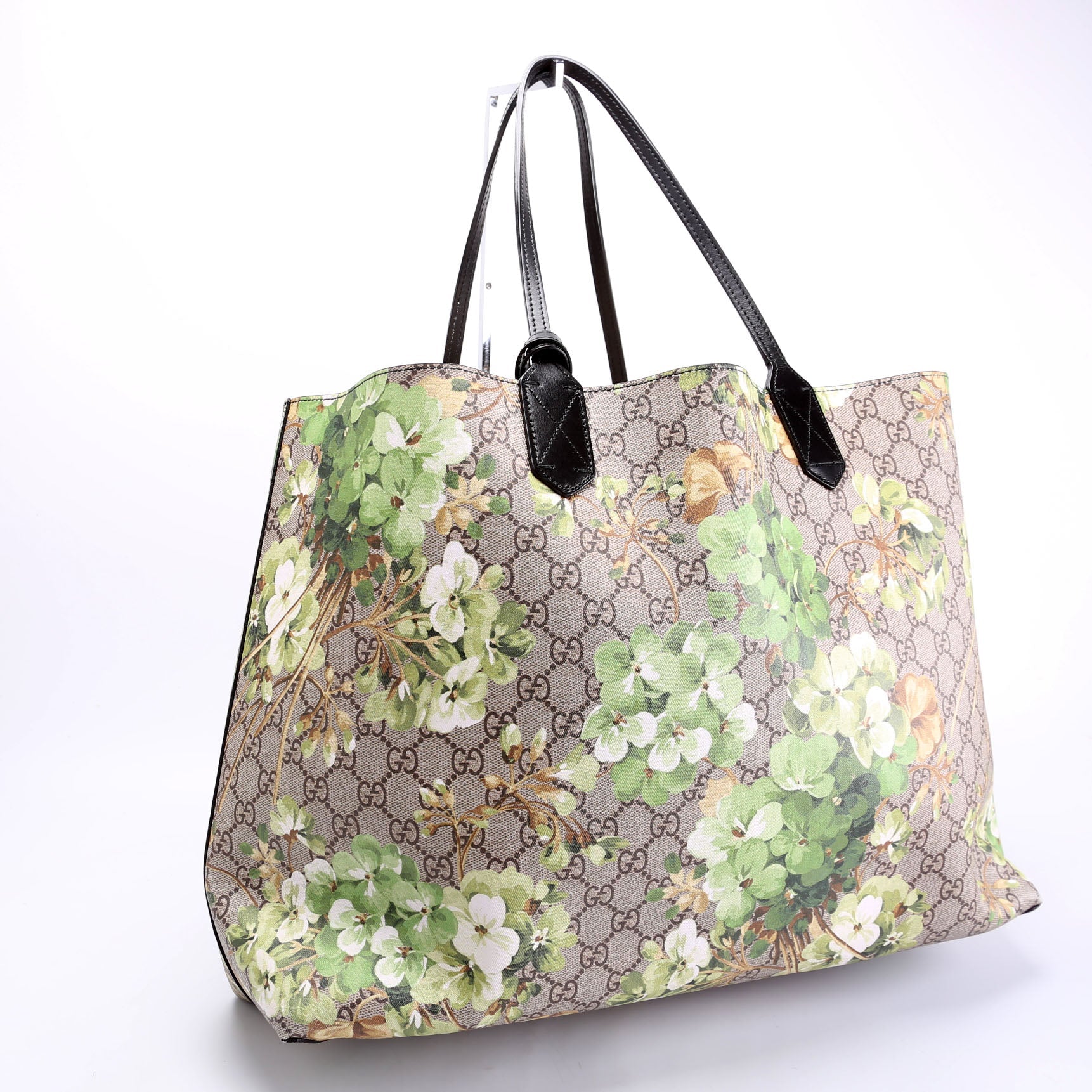 368568 GG Blooms Reverse Medium Tote Beige/Green/Black