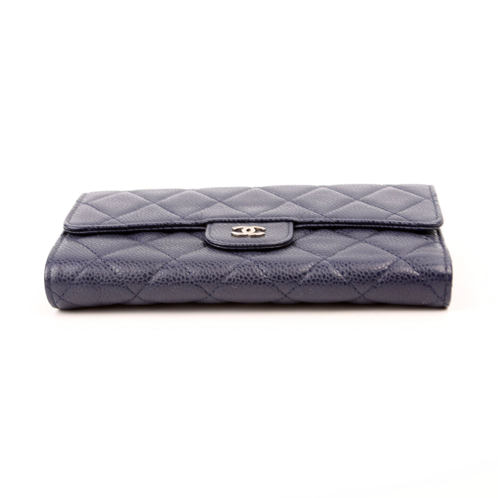 Classic Flap Wallet Long Caviar Navy