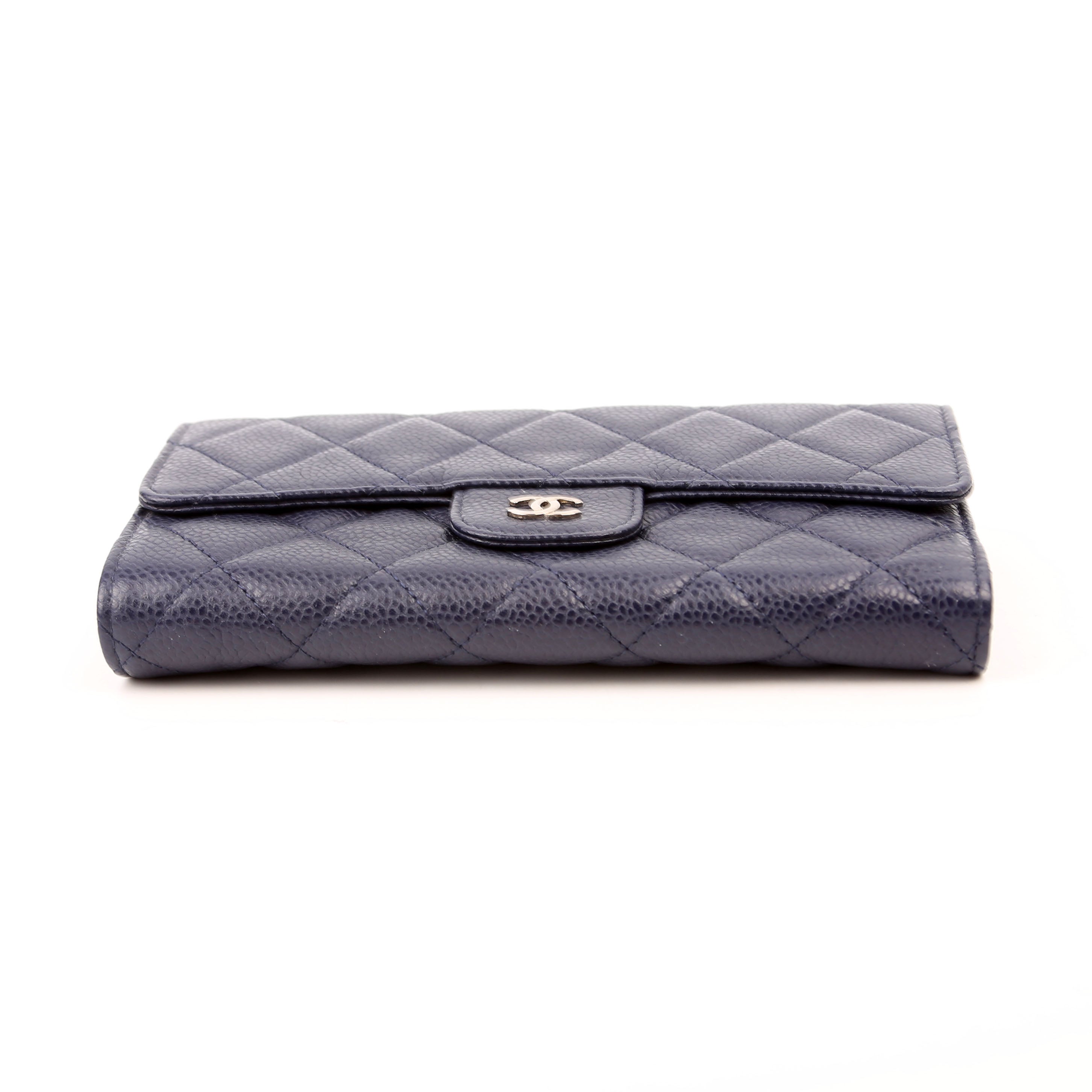 Classic Flap Wallet Long Caviar Navy