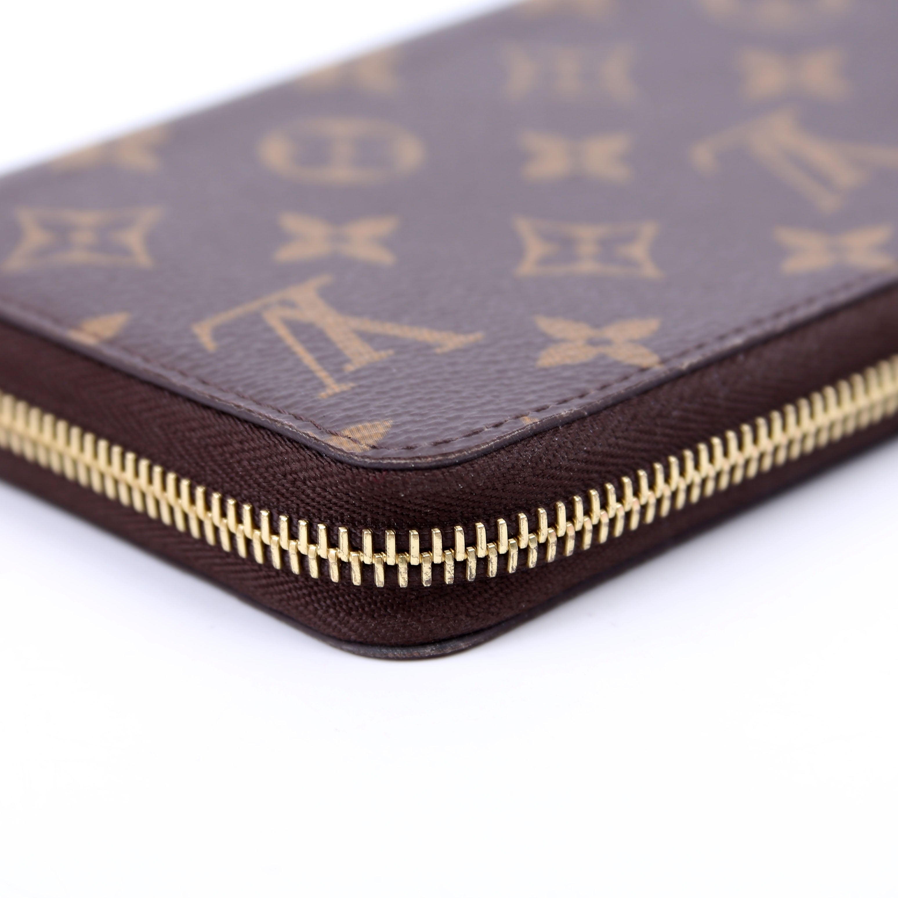 Zippy Wallet Monogram