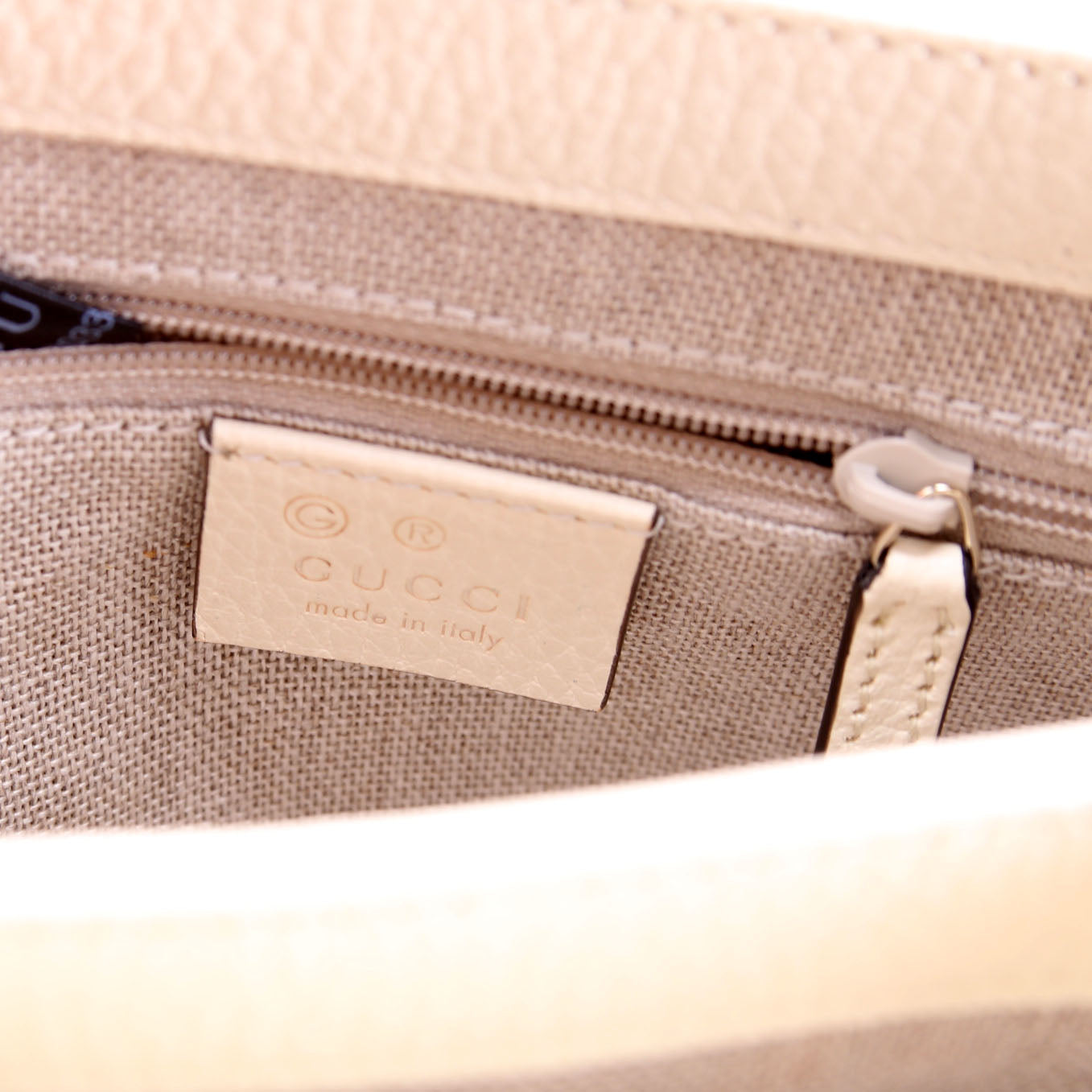 607720 Interlock Small Crossbody Cream