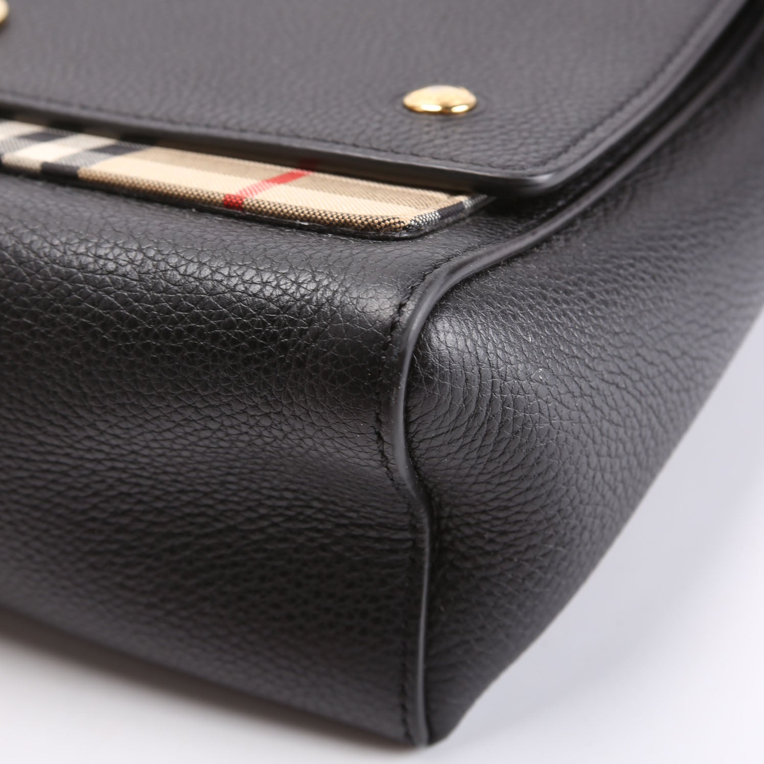 Vintage Check Note Crossbody Bag Black