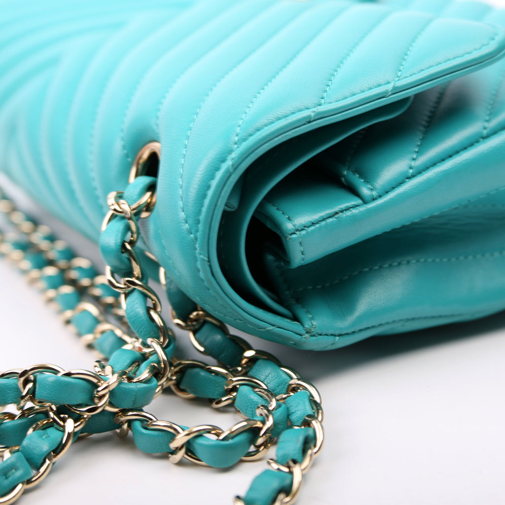 Classic Flap Medium Chevron Lambskin 23M Teal