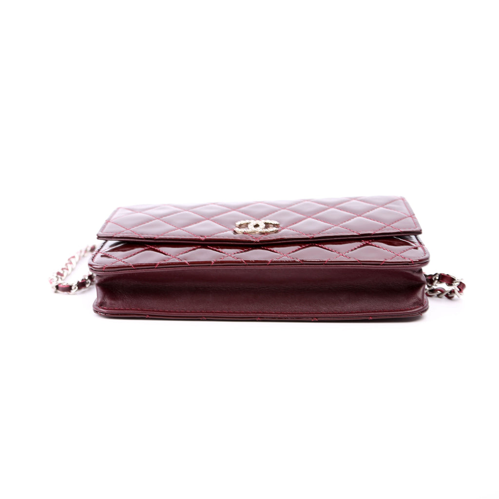 Classic Quilted Clutch Patent 18M Burgundy