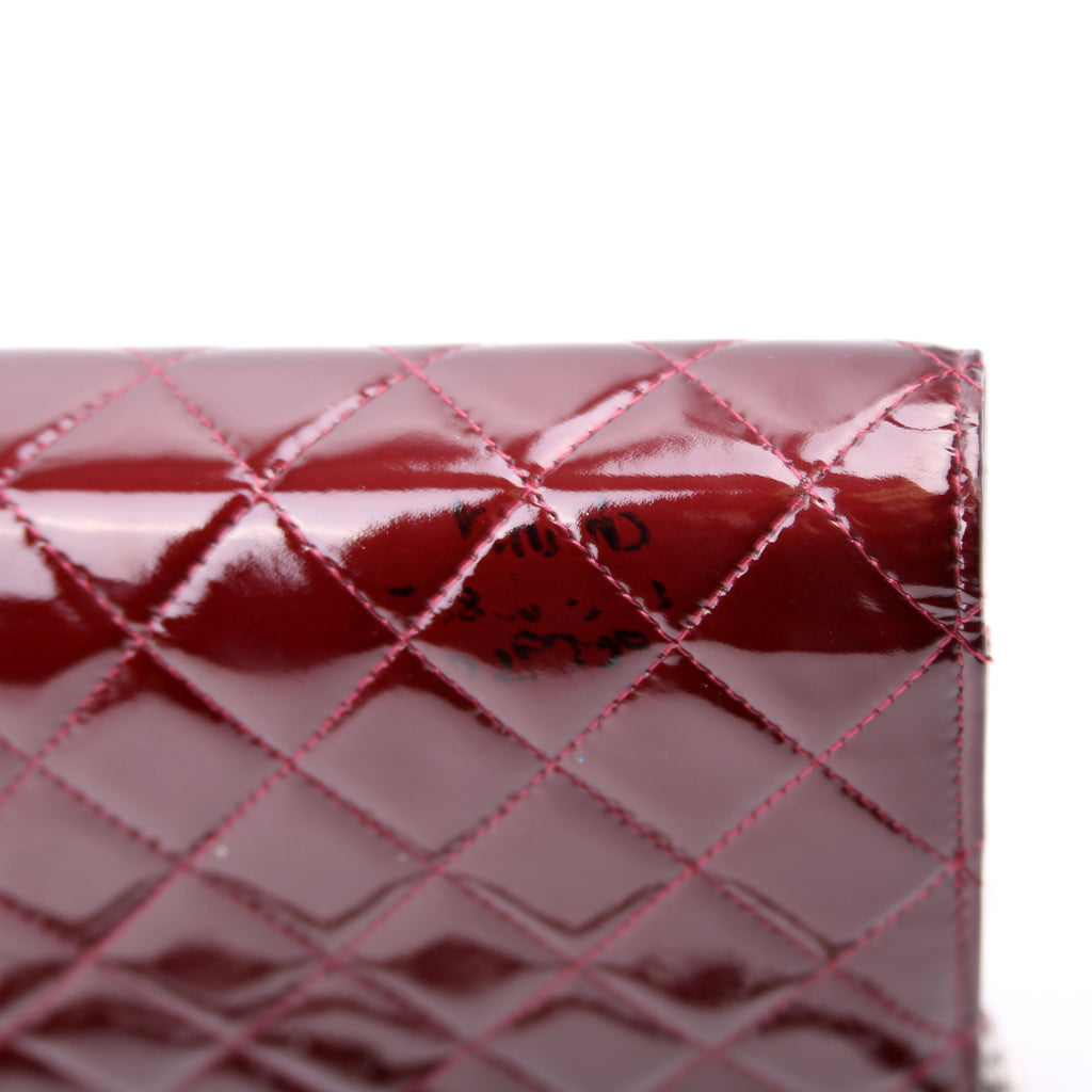 Classic Quilted Clutch Patent 18M Burgundy