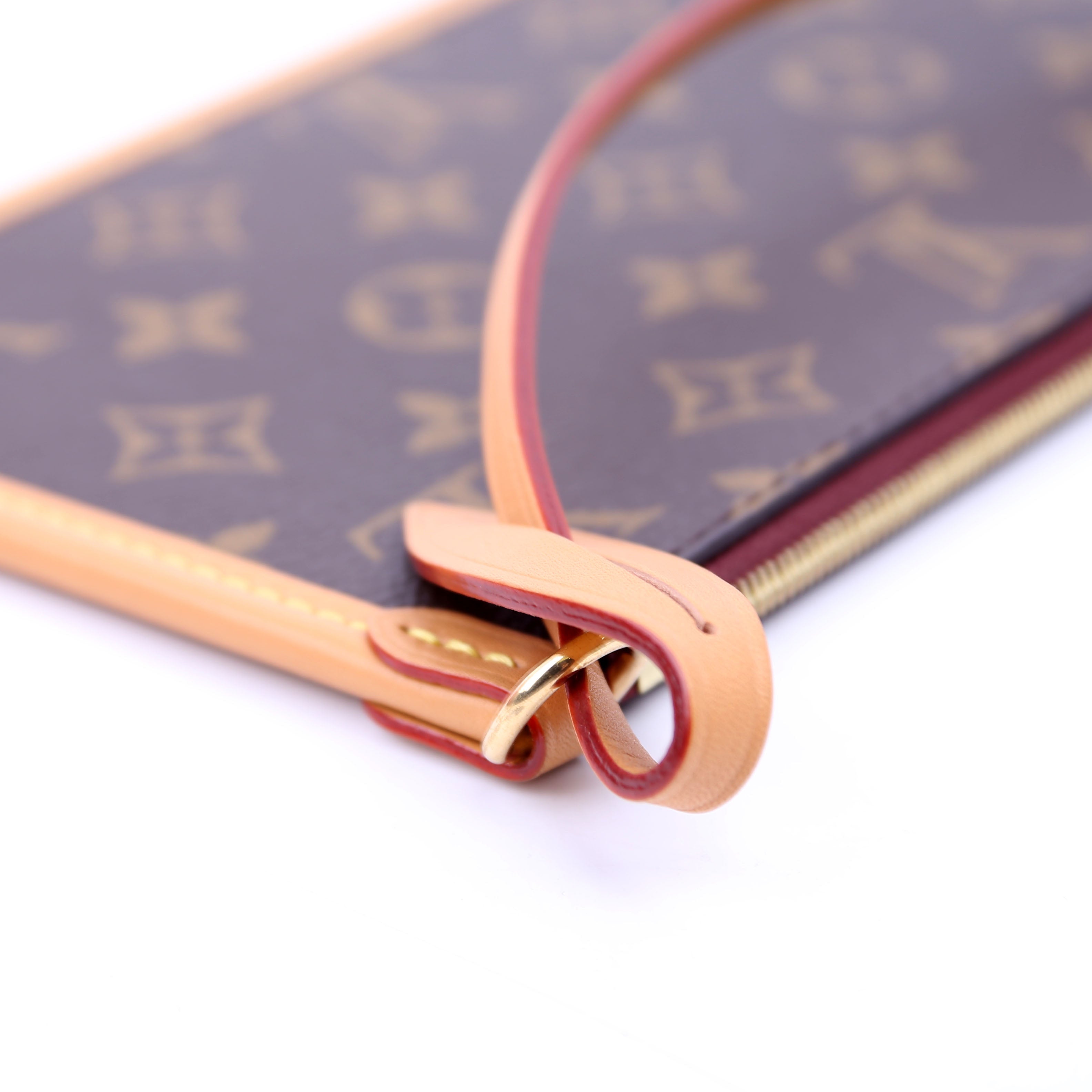 Pochette Only Carryall PM Monogram