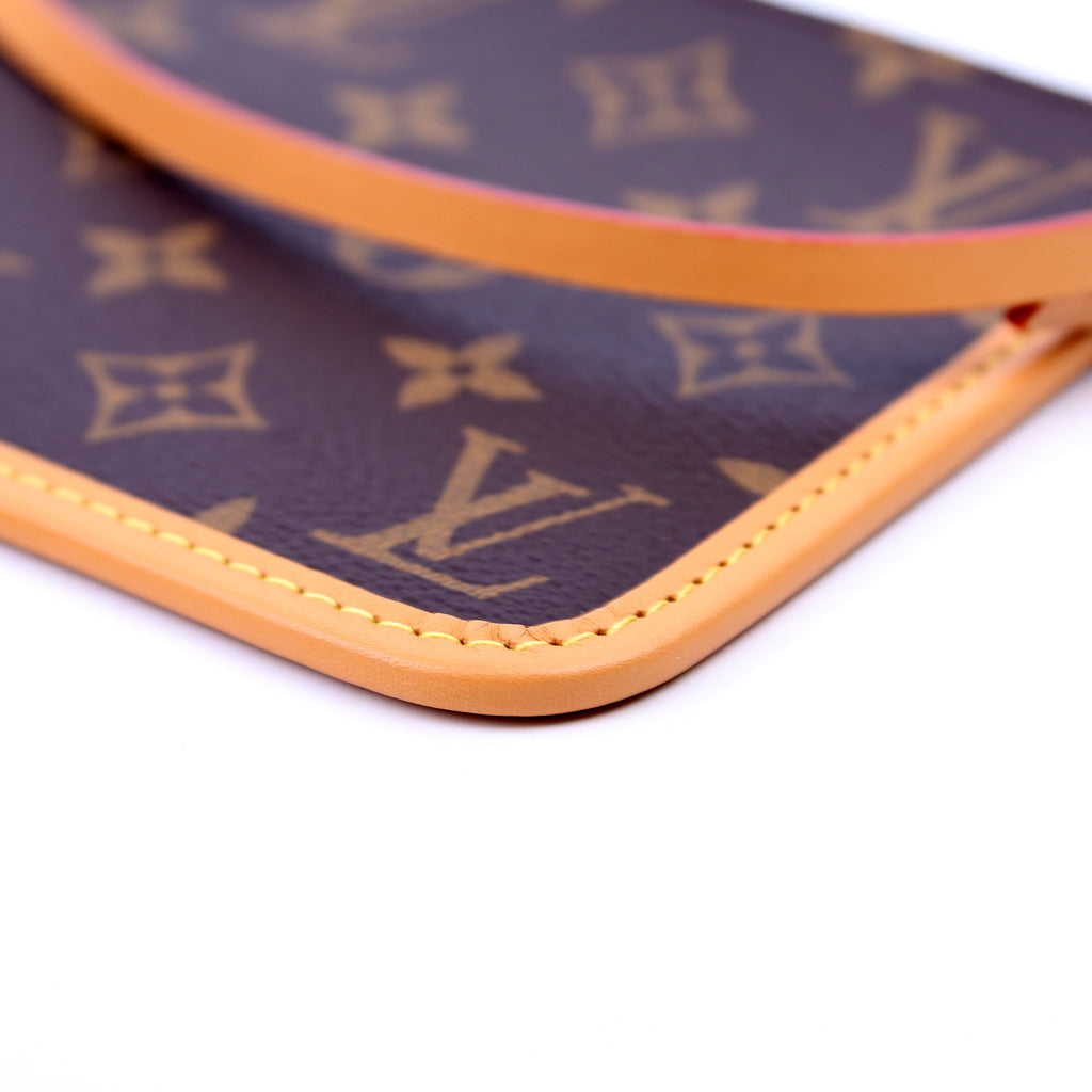 Pochette Only Carryall PM Monogram