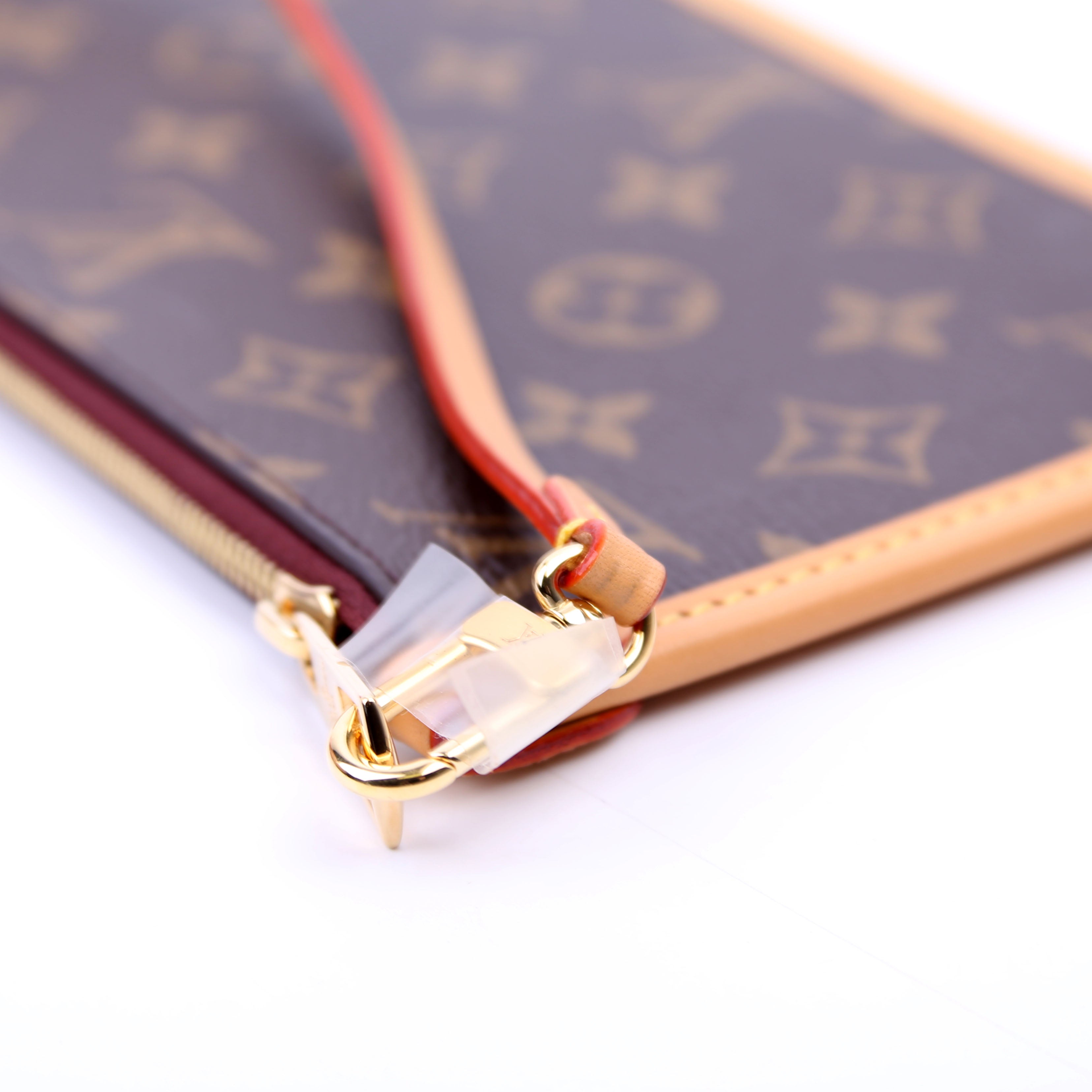 Pochette Only Carryall PM Monogram