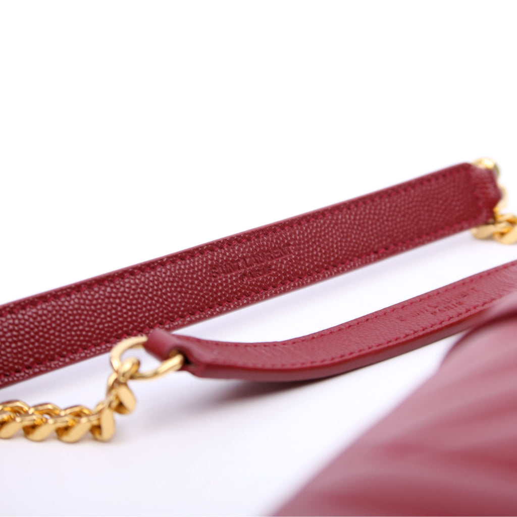 Envelope Medium Tri-Quilt Maroon
