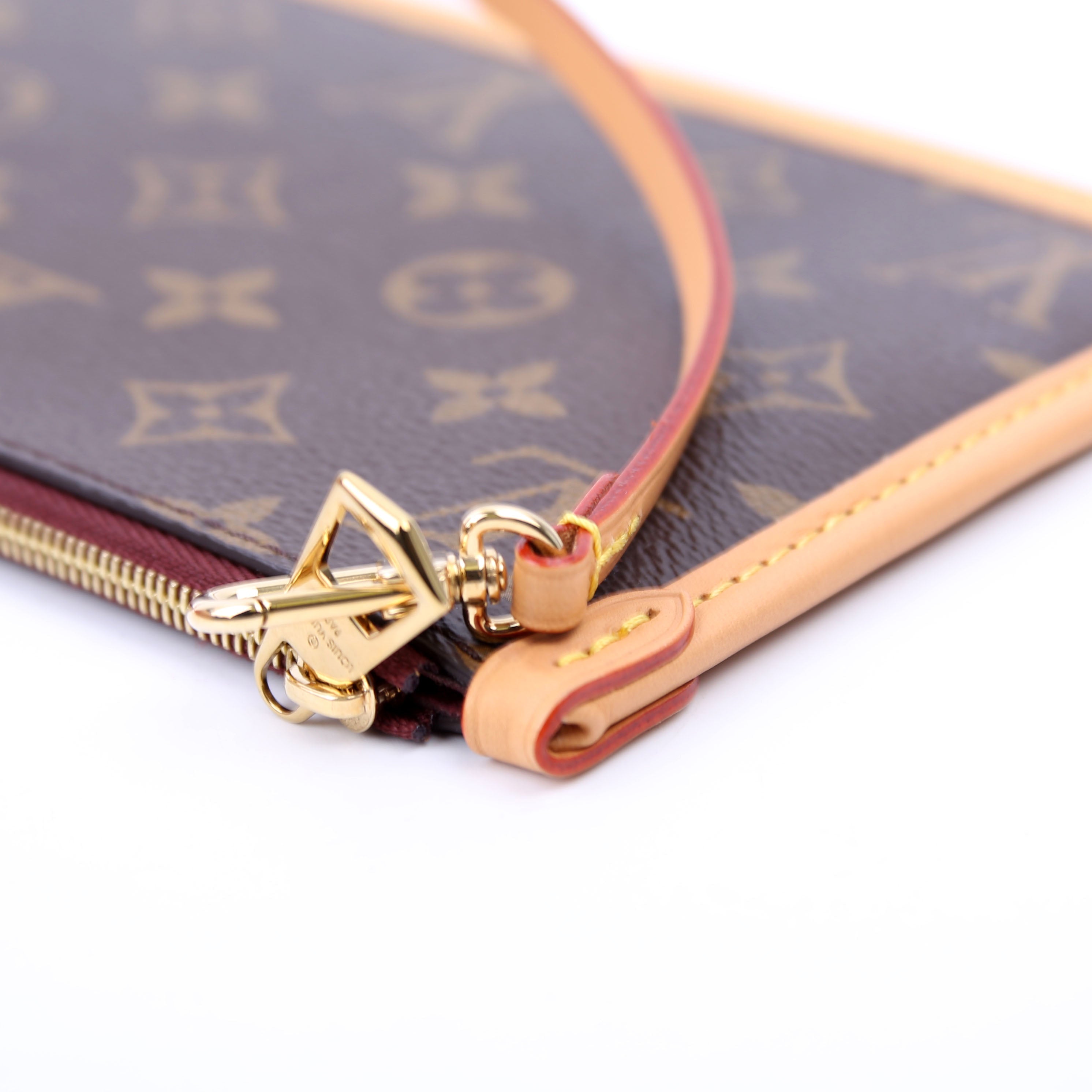 Pochette Only Carryall PM Monogram