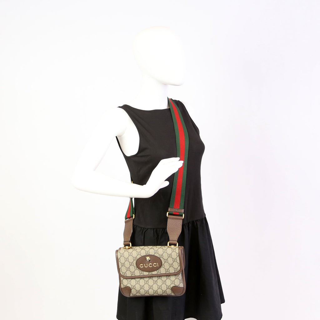 Gucci 501050 GG Supreme Neo Messenger Small Brown