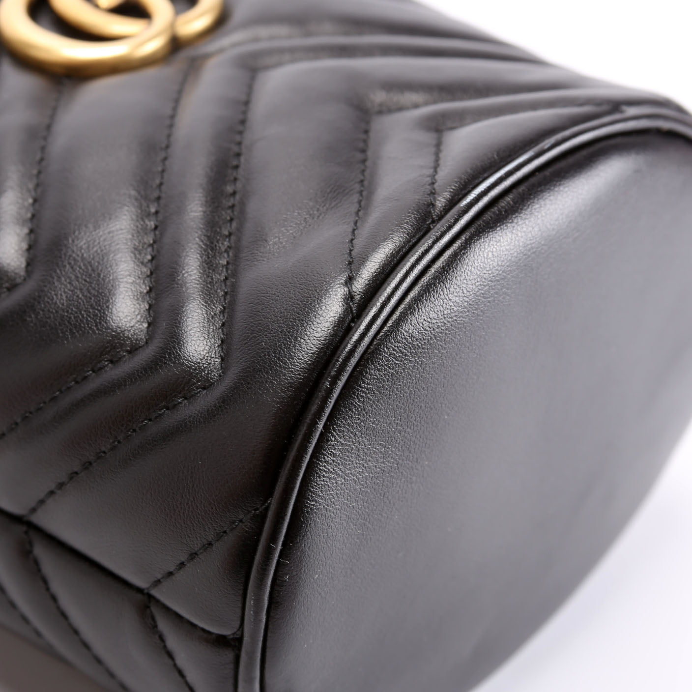 575163 Marmont Mini Bucket Black