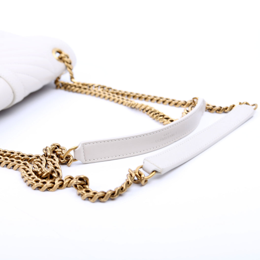 Envelope Medium Tri-Quilt White
