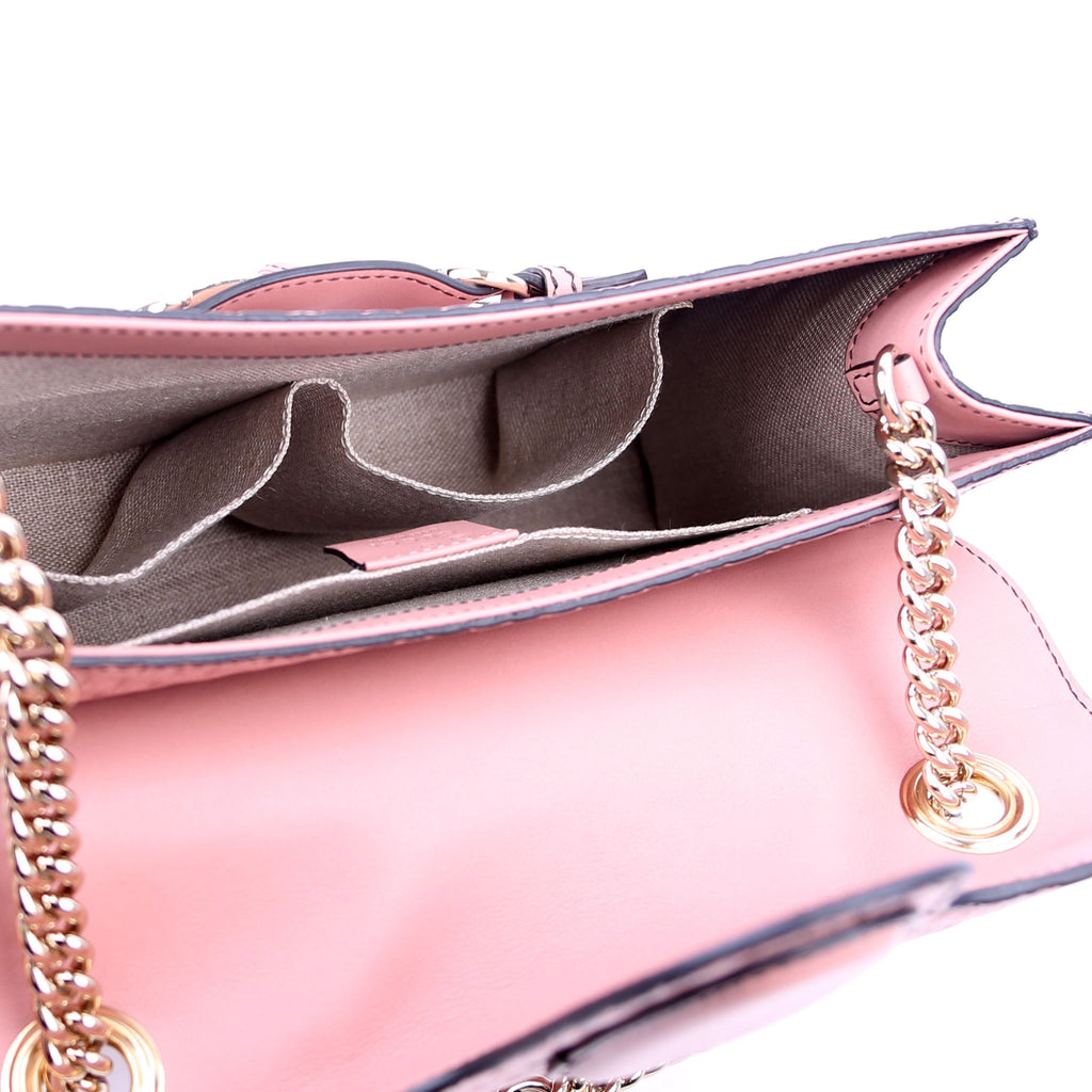 449635 Emily Micro Medium Chain Pink