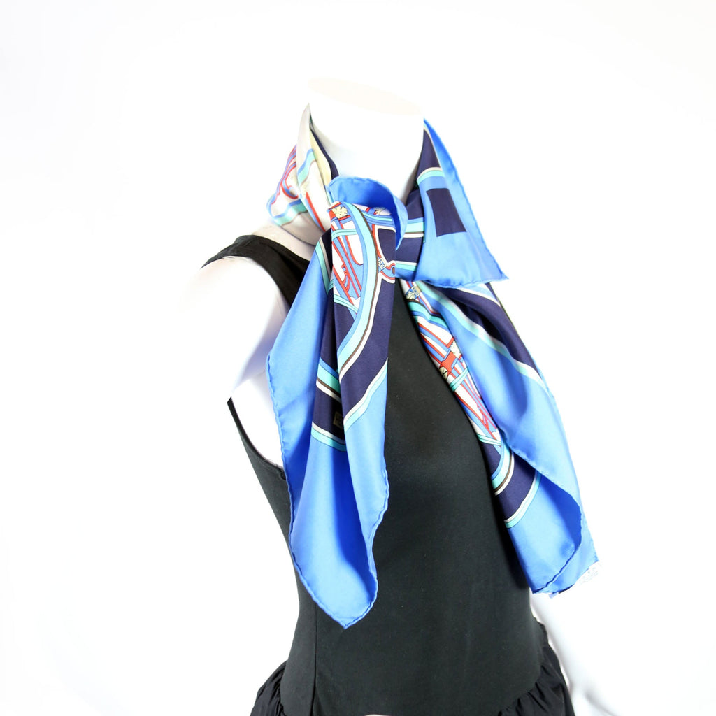 Washingtons Carriage 90 Silk Scarf Blue/Multicolor