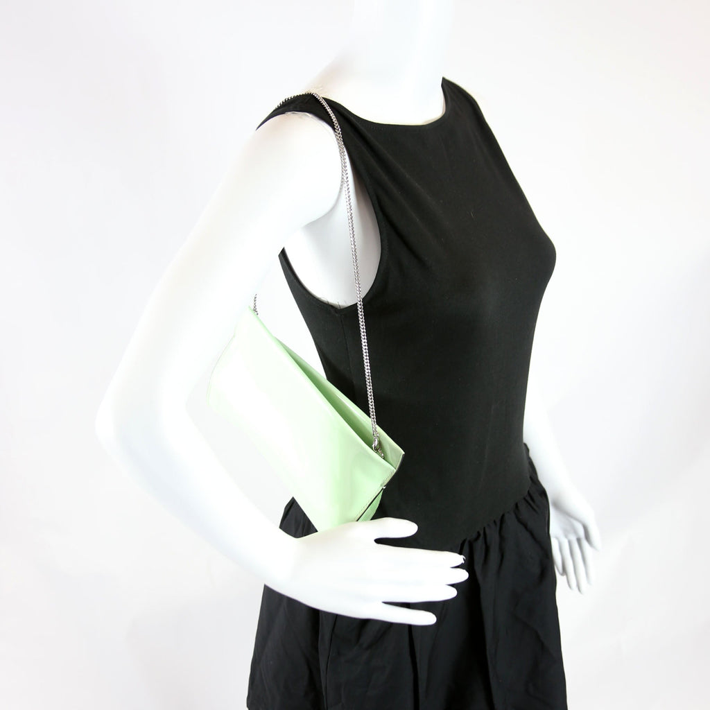 Loubitwist Patent Zip Chain Clutch Green
