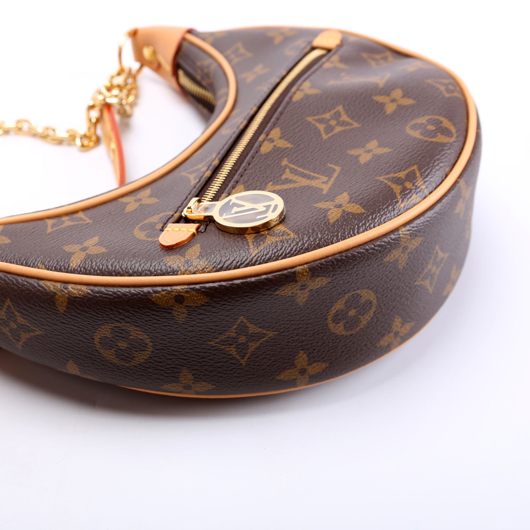 Loop Monogram