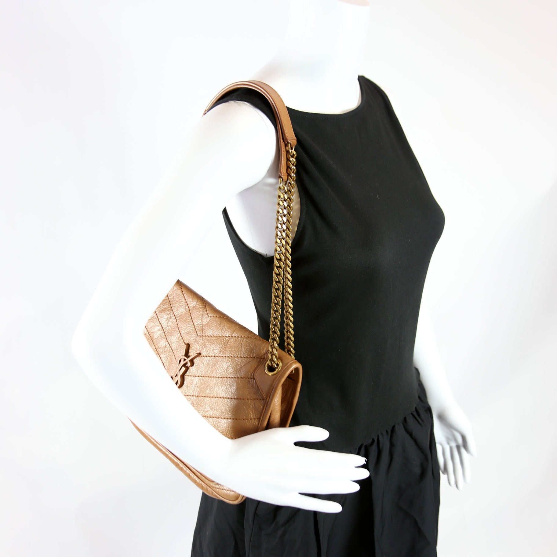 Niki Medium Crinkle Leather 633158 Brown