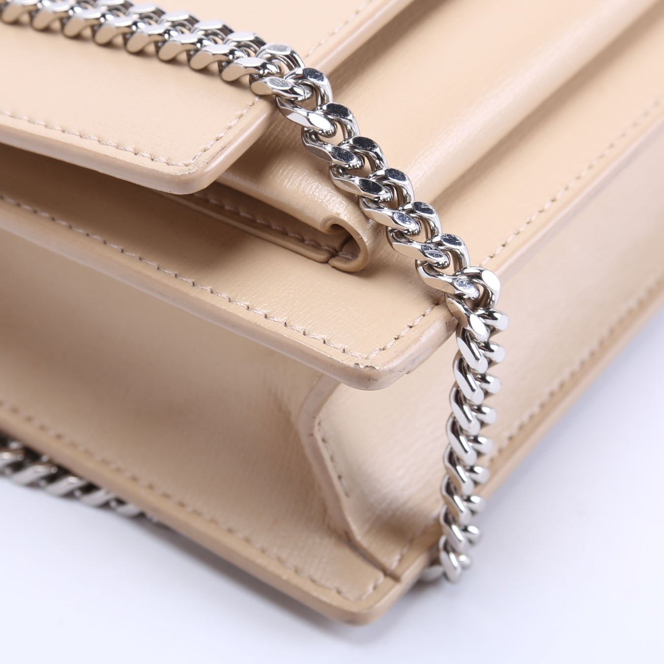 452157 Sunset Chain Wallet Nude