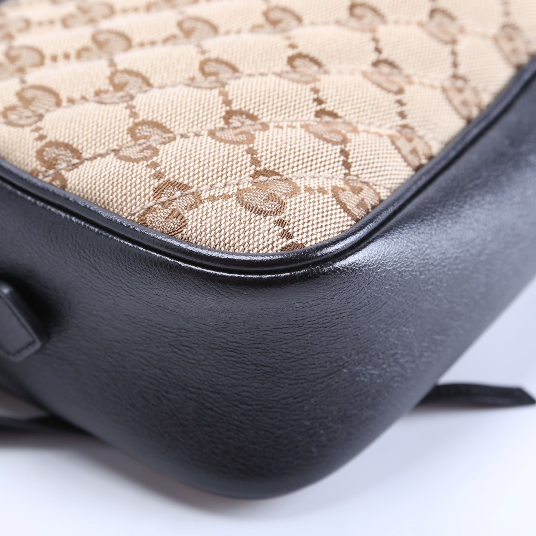 447632 Marmont Small Canvas Camera