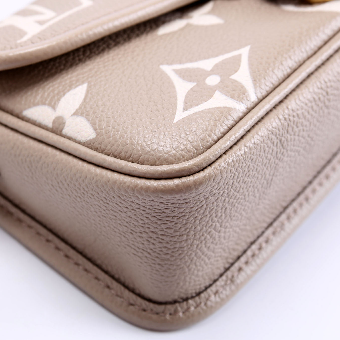 Nano Diane Bi-Color Empriente Turtle Dove