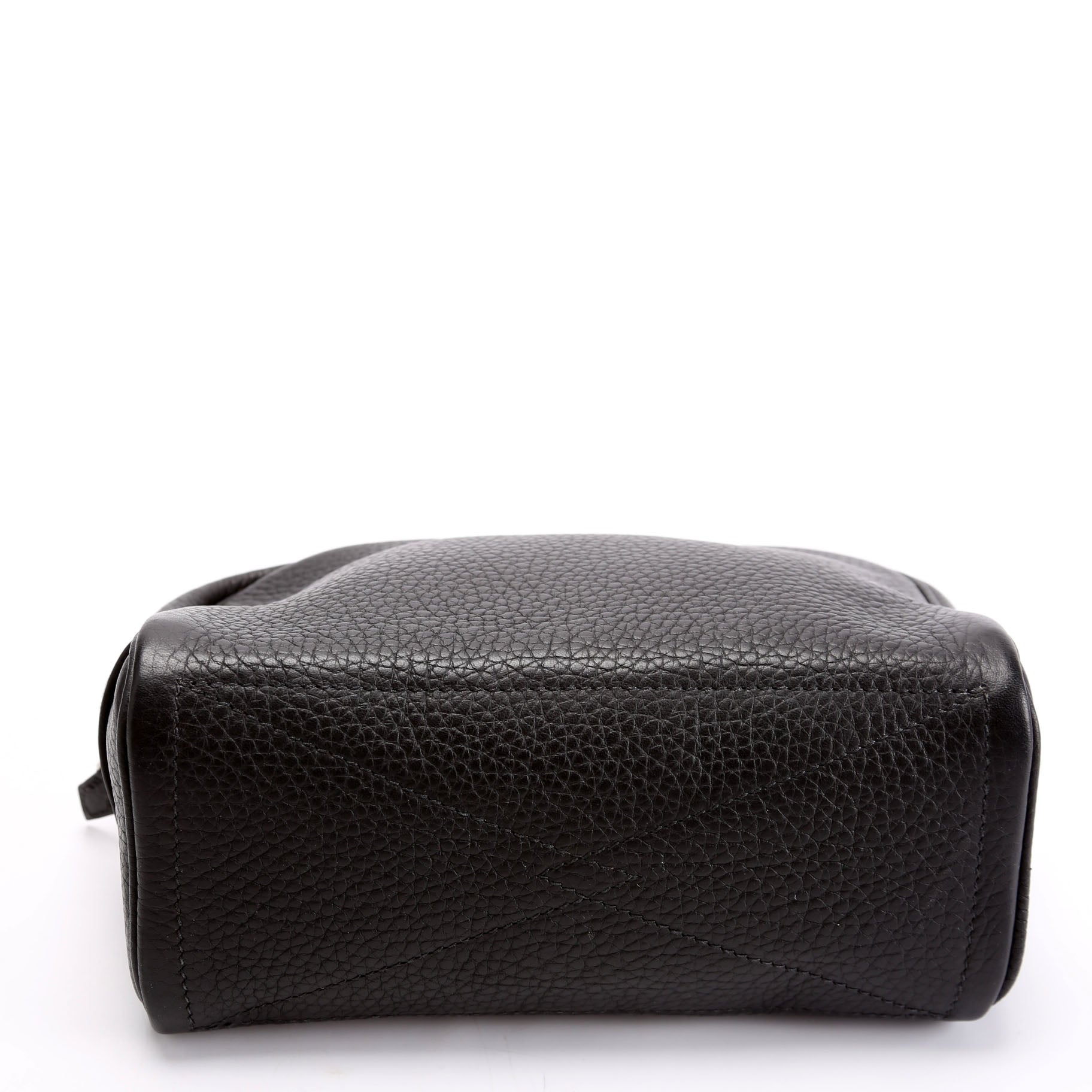 Victoria PM Pouch Taurillon Clemence Black
