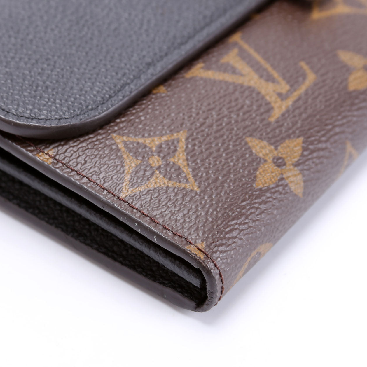Venus Wallet Monogram