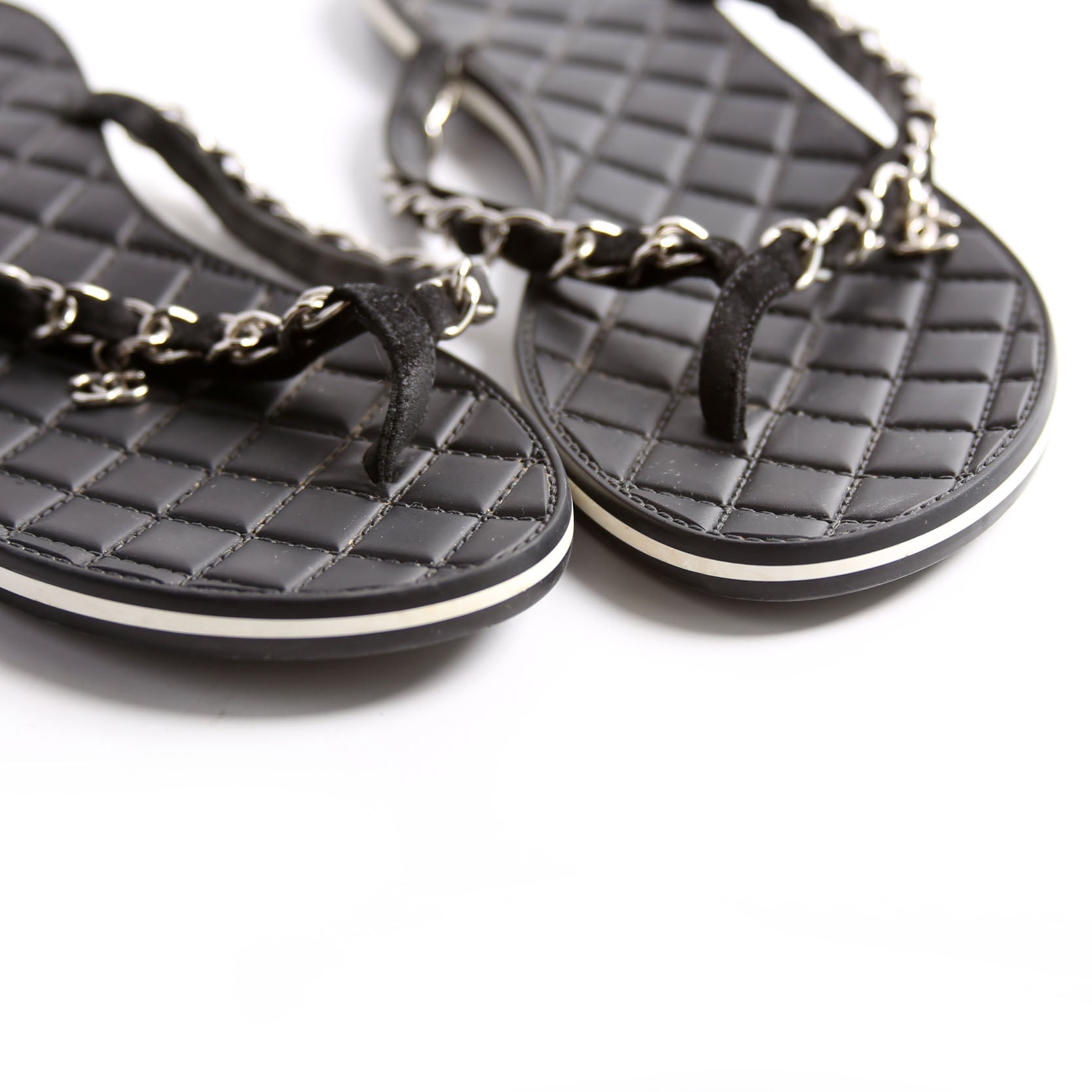 Chain Thong Sandals Size 39.5 Black