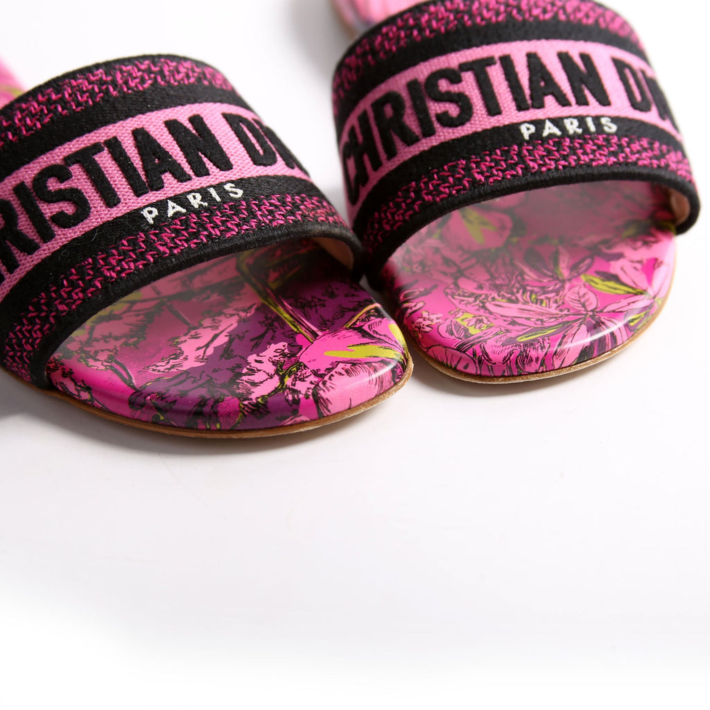 Dway Slides Size 38.5 Pink
