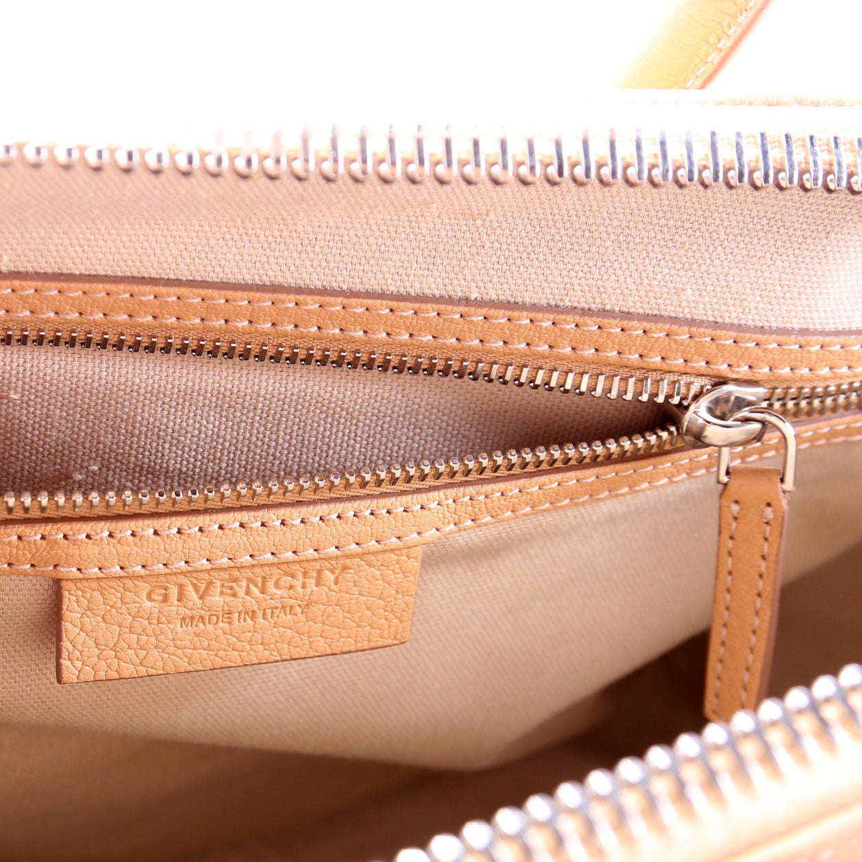 Antigona Satchel Medium Tan