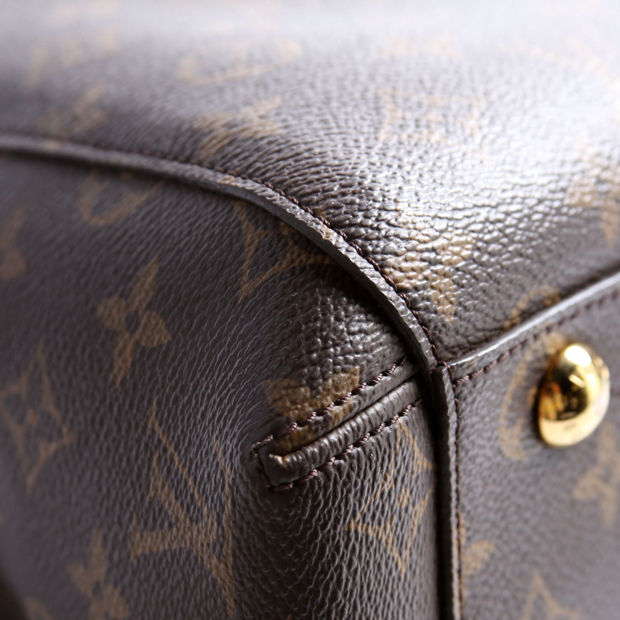 Montaigne MM Monogram