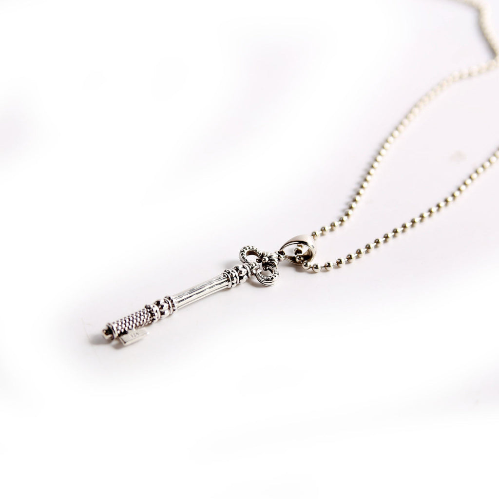 Skeleton Key Pendant Necklace 925