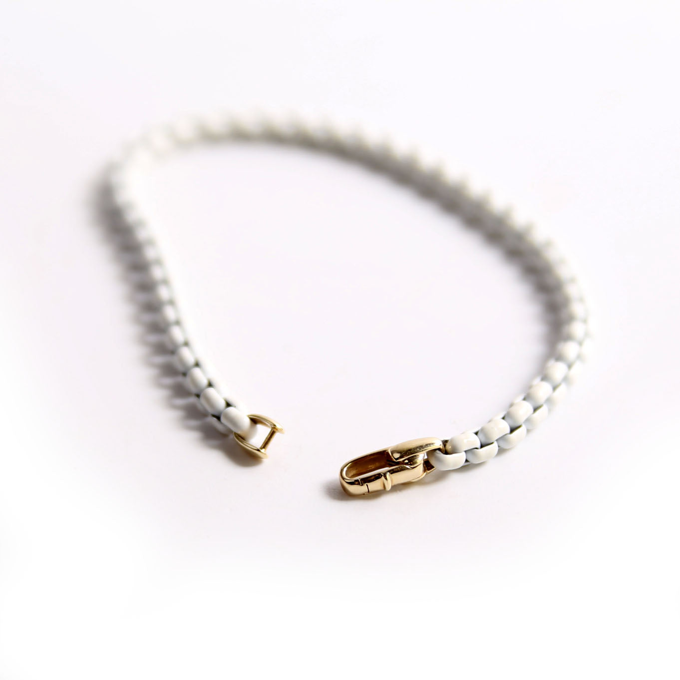 Bel Aire Box Chain Bracelet Acrylic/585 White
