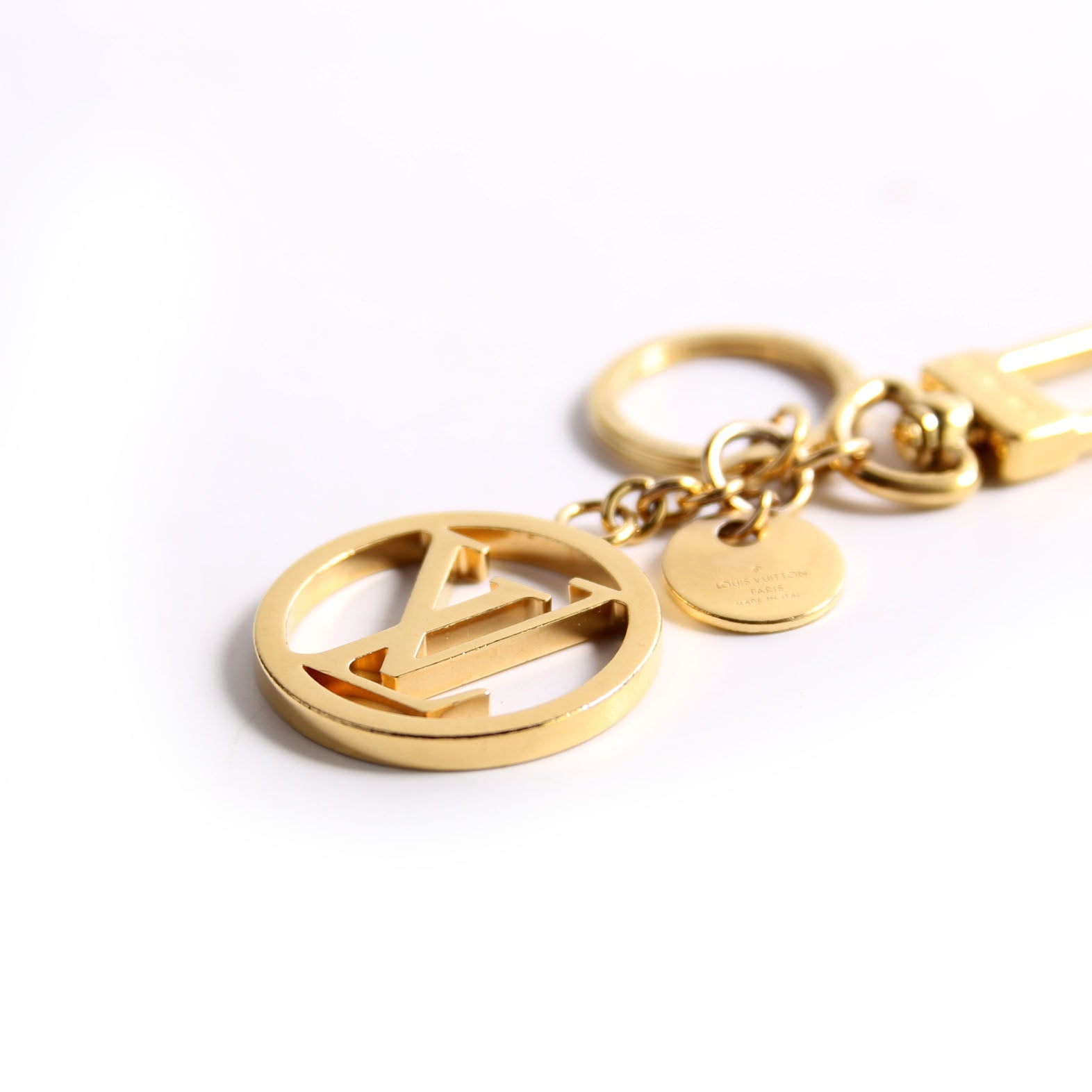 LV Circle Key Holder Bag Charm Gold