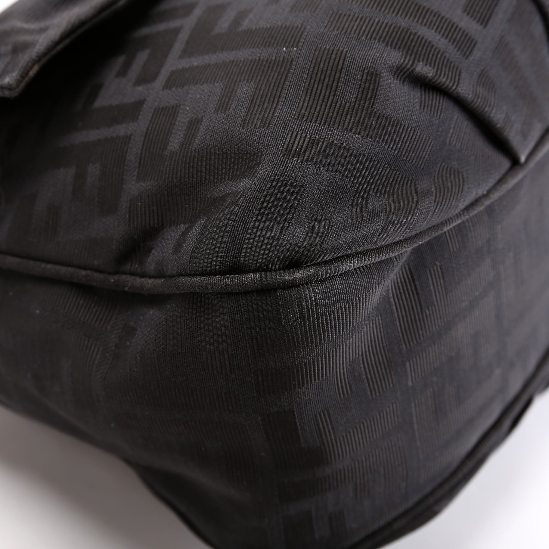 8BR614 Zucca Mia Flap Bag Black