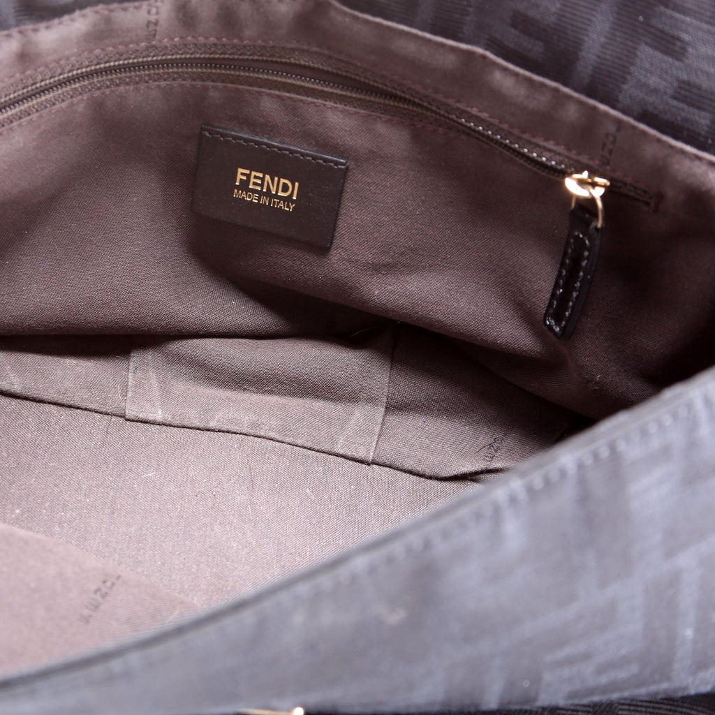 8BR614 Zucca Mia Flap Bag Black