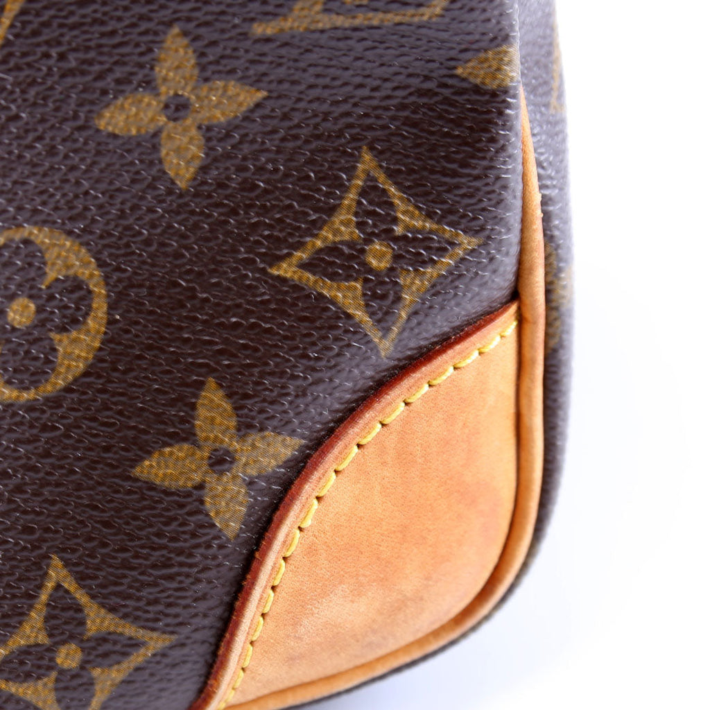 Nil Monogram