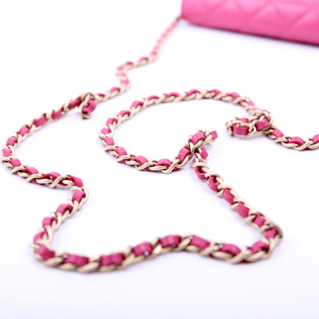 WOC Classic Quilted Lambskin Pink