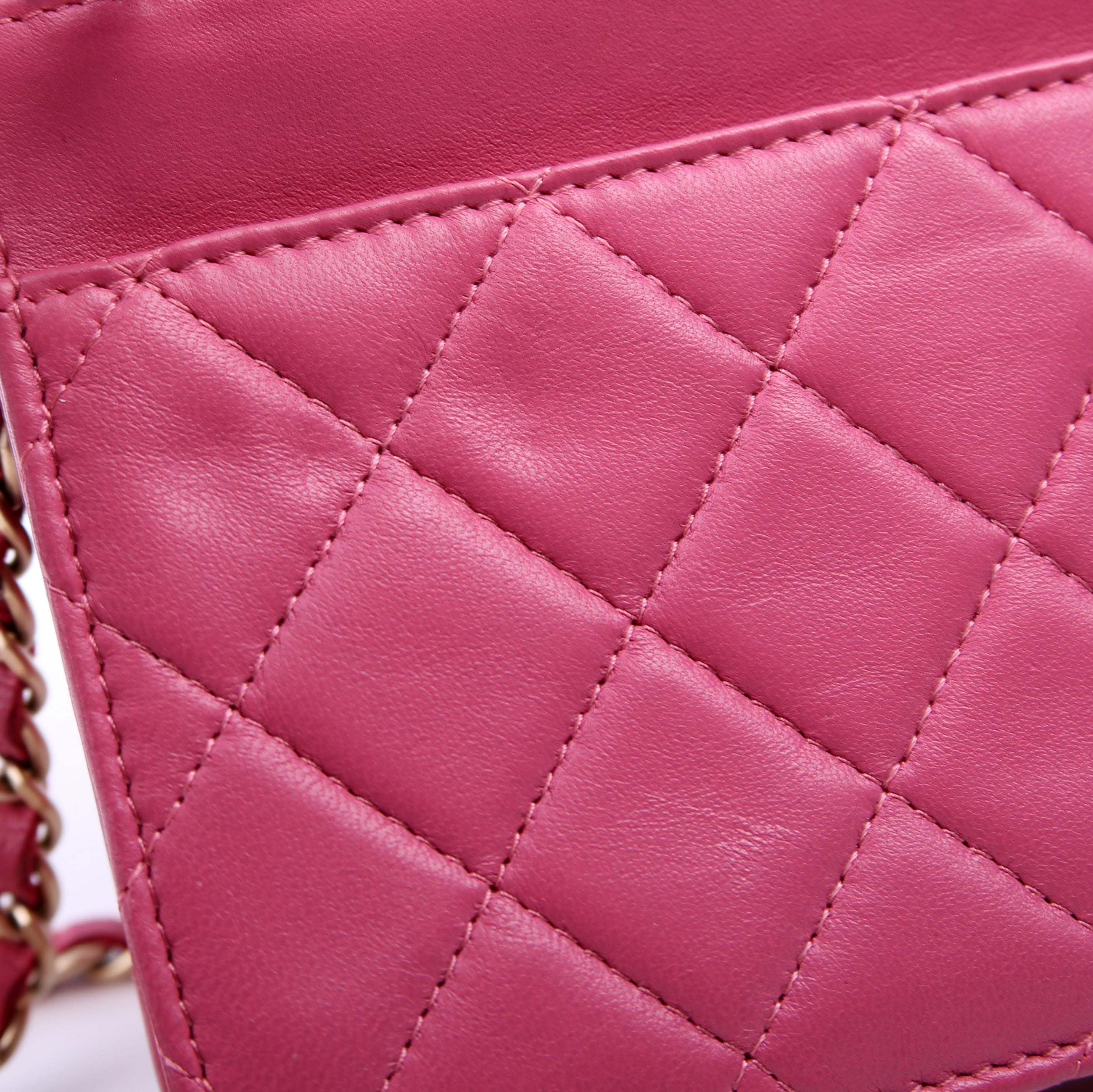 WOC Classic Quilted Lambskin Pink
